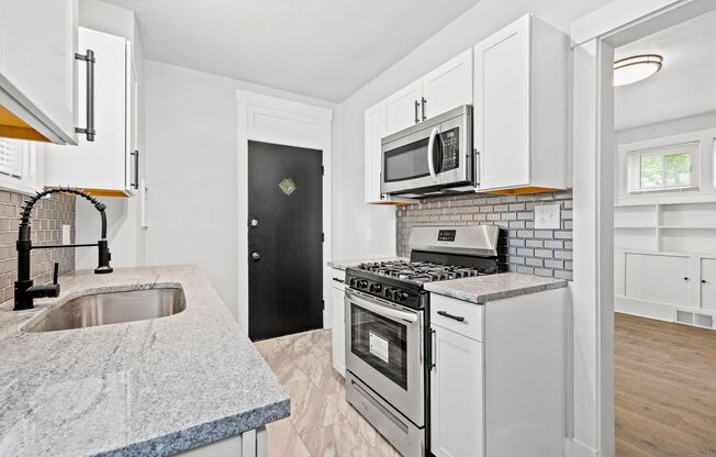 3 beds, 1 bath, $1,449