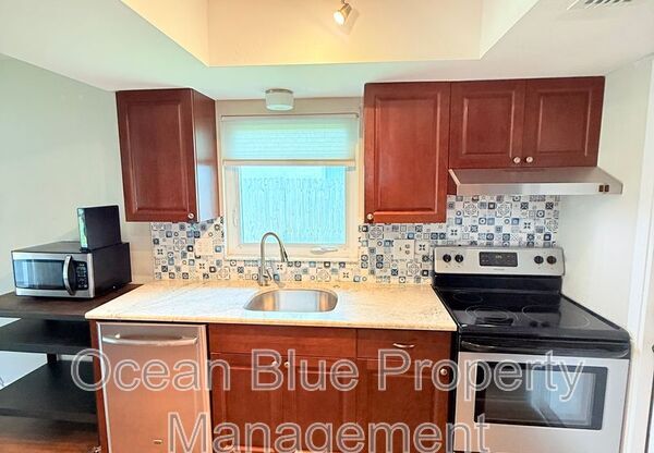 329 ROYAL PALM DR