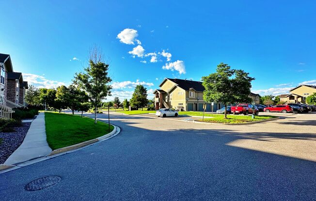 Fantastic Condo 2 Bed 2 Bath with Attached Garage in Littleton.