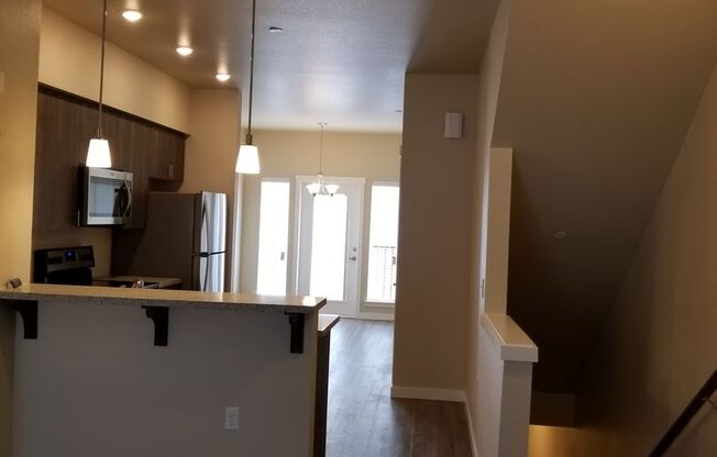 2 beds, 2.5 baths, $2,345, Unit 4854-102