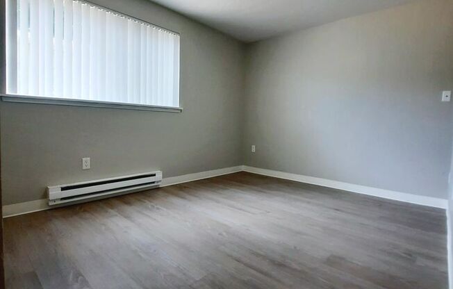 2 beds, 1 bath, 829 sqft, $1,750, Unit 411