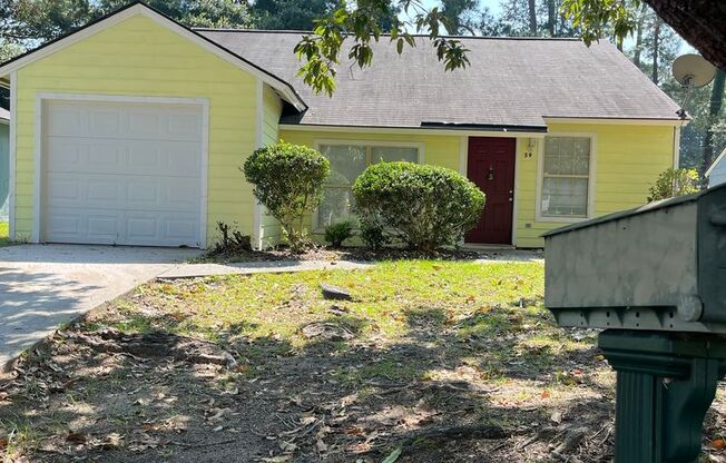 3 Bedroom Home Close to Georgia Southern's Armstrong Campus.