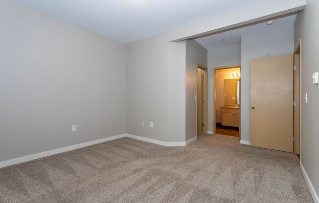 2 beds, 2 baths, 1,058 sqft, $1,975, Unit F302