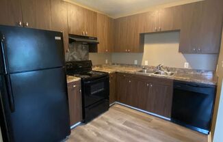 1 bed, 1 bath, 790 sqft, $825, Unit 5