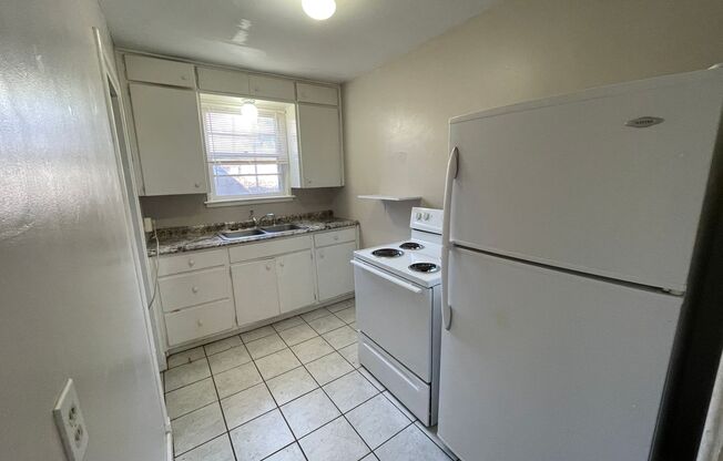 2 bedroom unit across street from KSU Campus. AVAILABLE JUNE 2, 2025!