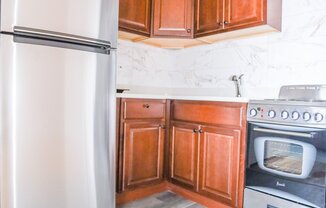 6956 ASHLAND