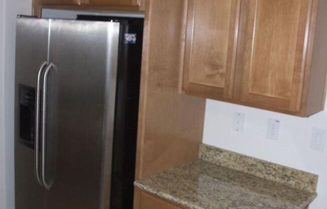 Charming 3 bedroom plus den and 2.5 bath home with full SOLAR !!