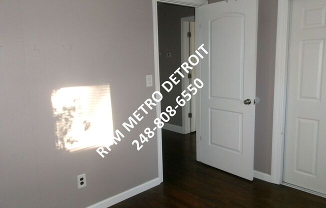 2 beds, 1 bath, $1,375