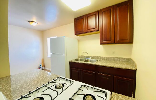 1 bed, 1 bath, $1,475, Unit 7