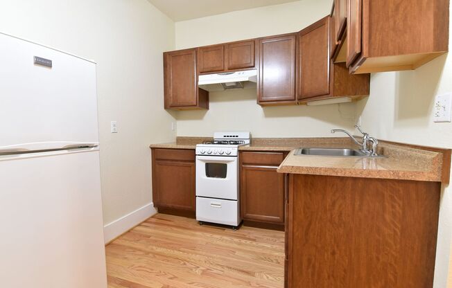 6020 Glisan Apartments