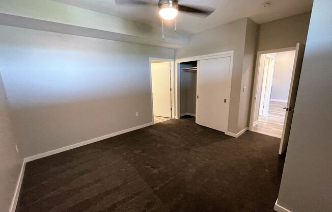 2 beds, 2 baths, 956 sqft, $1,405, Unit 206