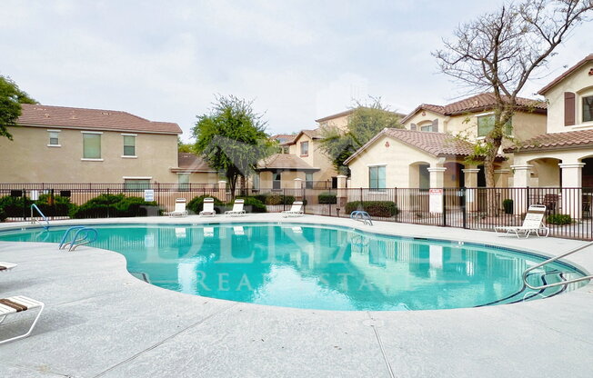 113 E PALOMINO DR
