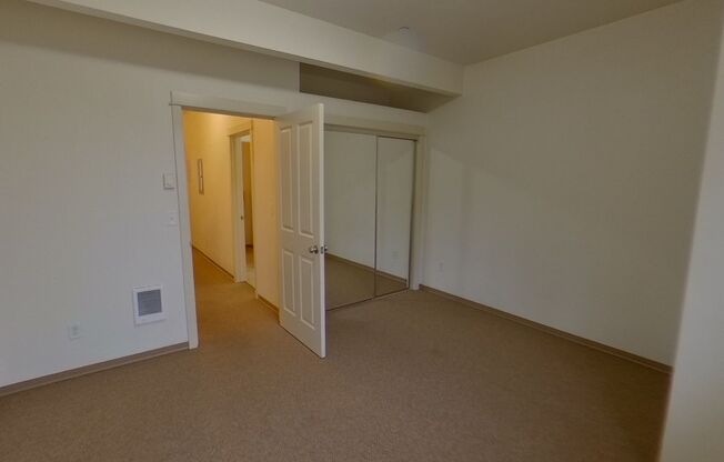 4 beds, 2.5 baths, 1,515 sqft, $3,600, Unit 31