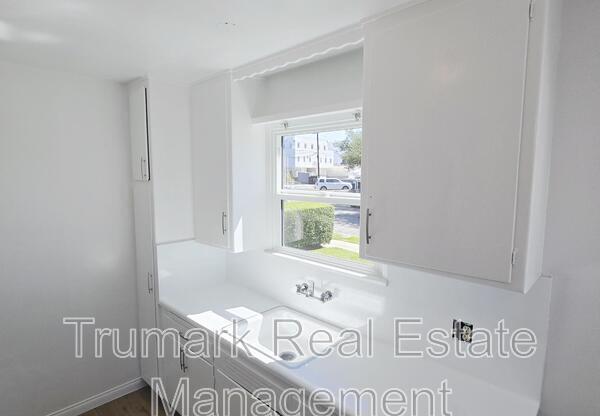 49 S GRAND OAKS