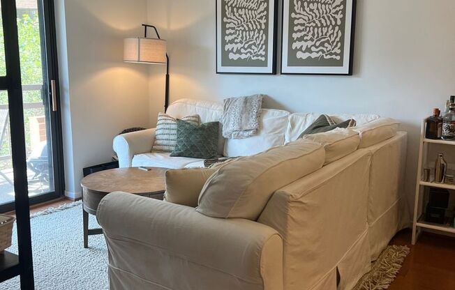 1 bed, 1 bath, 625 sqft, $2,650, Unit 2111 Wisconsin Avenue NW, Unit 406
