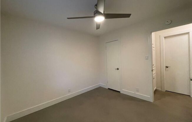 3 beds, 2 baths, $3,100