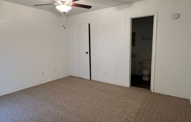 2 beds, 2 baths, 914 sqft, $1,095, Unit 22-908