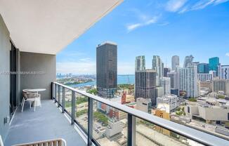 159 NE 6 ST