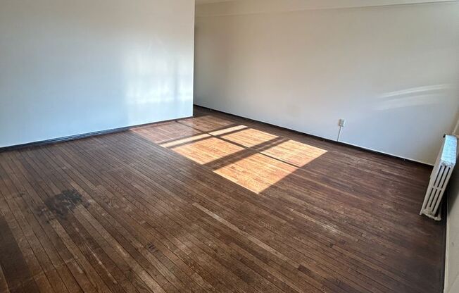 Montlake Apartments