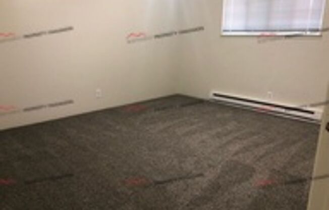 2 beds, 1 bath, 930 sqft, $1,295, Unit #5