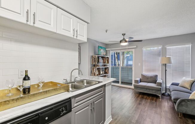Buena Vista Apartments – Studio, 1 & 2 Bedrooms in a Prime Location