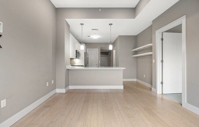 1 bed, 2 baths, 810 sqft, $3,400, Unit 503