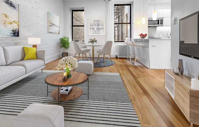 2 beds, 1 bath, $8,695, Unit 3