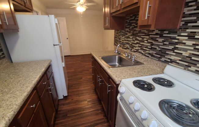 732 Roselawn Associates, LLC.