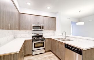 MODERNO North Hollywood