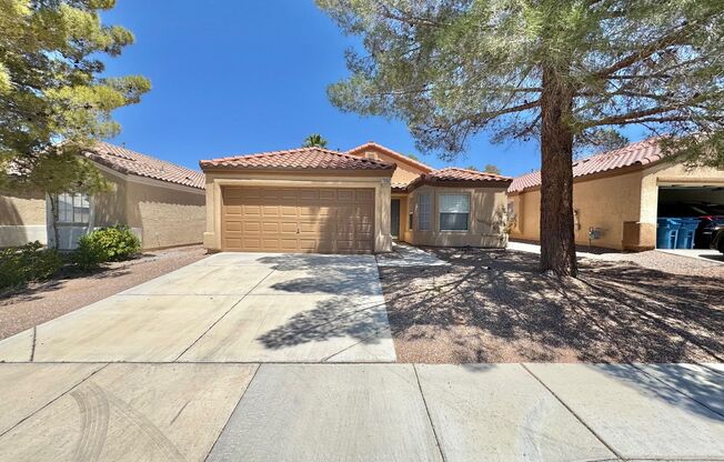 BEAUTIFUL SINGLE-STORY 2 BEDROOM, 2 BATHROOM HOME LOCATED IN SEVEN HILLS