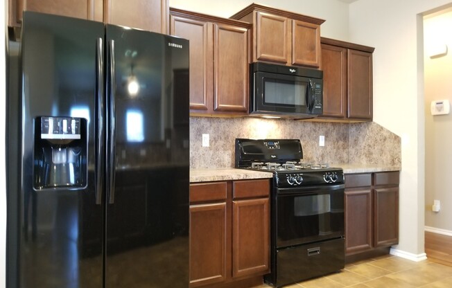 3 beds, 2 baths, $1,445