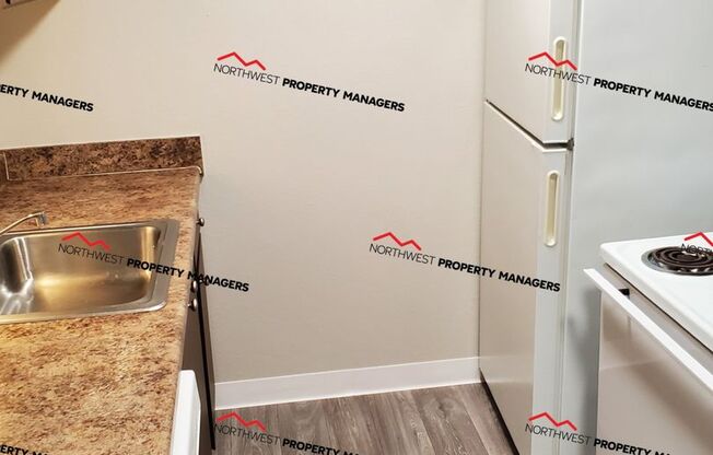 1 bed, 1 bath, 585 sqft, $1,195, Unit E15