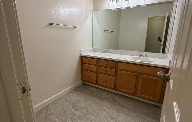 Studio, 1 bath, 528 sqft, $1,890, Unit 85