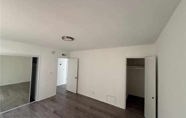 423 LE DOUX RD