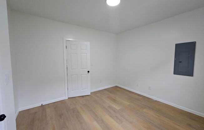 Fully update 1 bedroom 1 bath apartment for rent