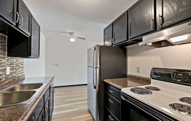 1 bed, 1 bath, 750 sqft, $1,200, Unit 7700-308