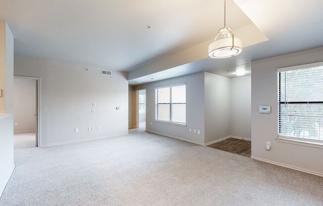 3 beds, 2 baths, 1,150 sqft, $1,438