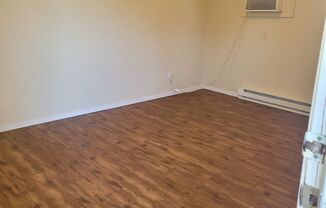 1 bed, 1 bath, 600 sqft, $525, Unit 9