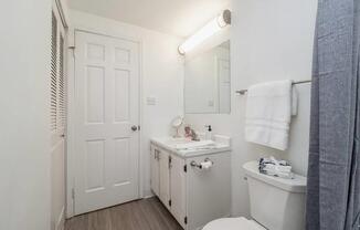 Luxurious Bathroom at Williamsburg South, Pennsylvania, 15228