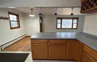 3 beds, 1 bath, $1,900