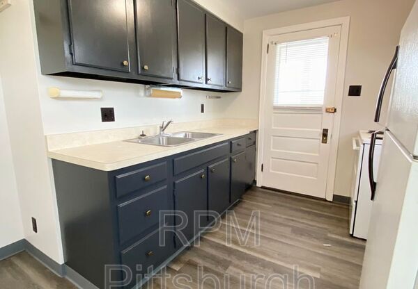 7209 RIV RD 2