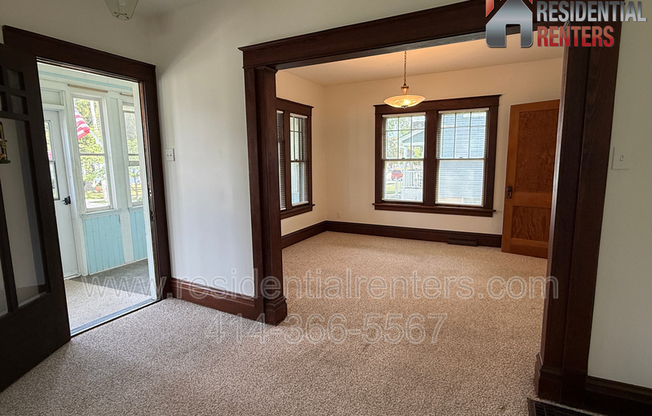 1007 13 AVE