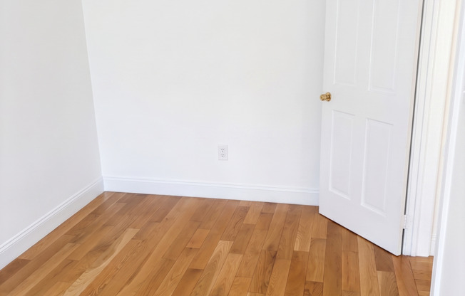 1 Arden Realty LLC