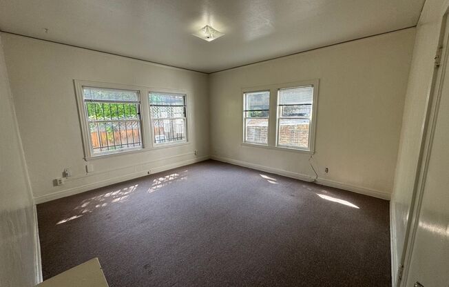 Studio is in a great location just a block from campus on the northwest end-email TO VIEW