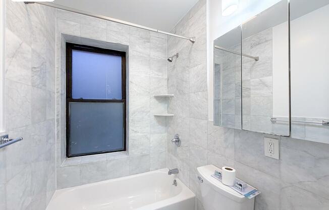 567 W 125 ST