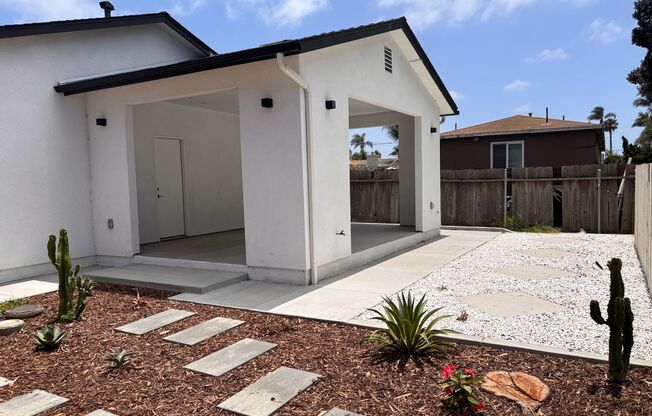 Brand New 2 Bedrooms 2 full baths home, ADU Style