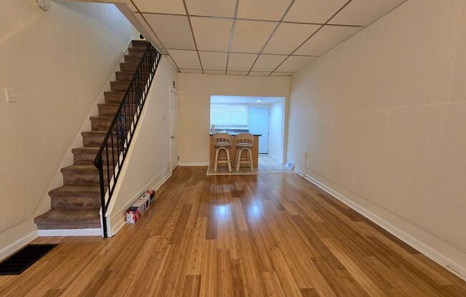 LOVELY 2 BEDROOM BREWERY TOWN HOUSE AVAILABLE NOW