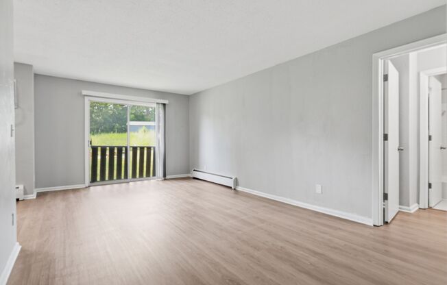 2 beds, 1 bath, 900 sqft, $1,539, Unit 220