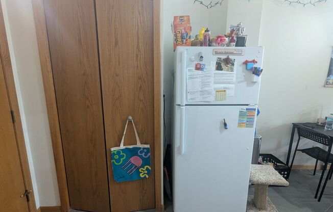 1 bed, 1 bath, 620 sqft, $1,450, Unit 215