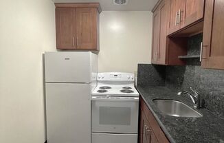 1 bed, 1 bath, $1,945, Unit Q